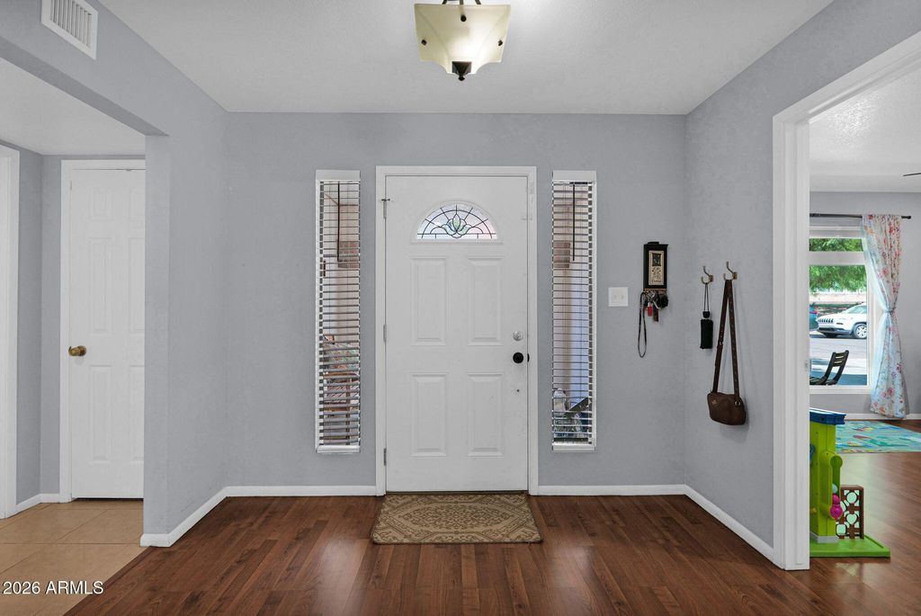 9040 N 14TH Place, Phoenix, AZ 85020 — photo 4