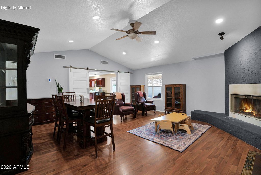 9040 N 14TH Place, Phoenix, AZ 85020 — photo 5