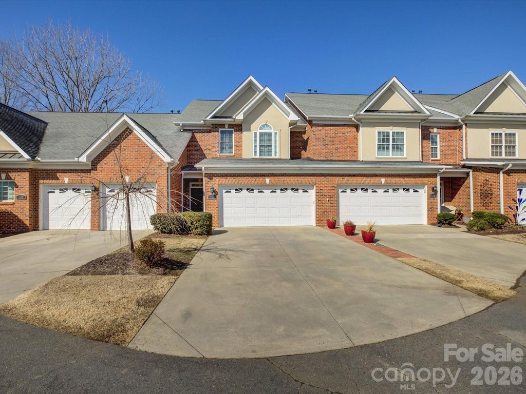 606 Crosswater Lane, Fort Mill, SC 29708