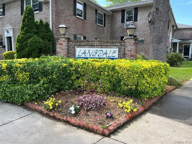 81-41 268 Street 293 B, New Hyde Park, NY 11004