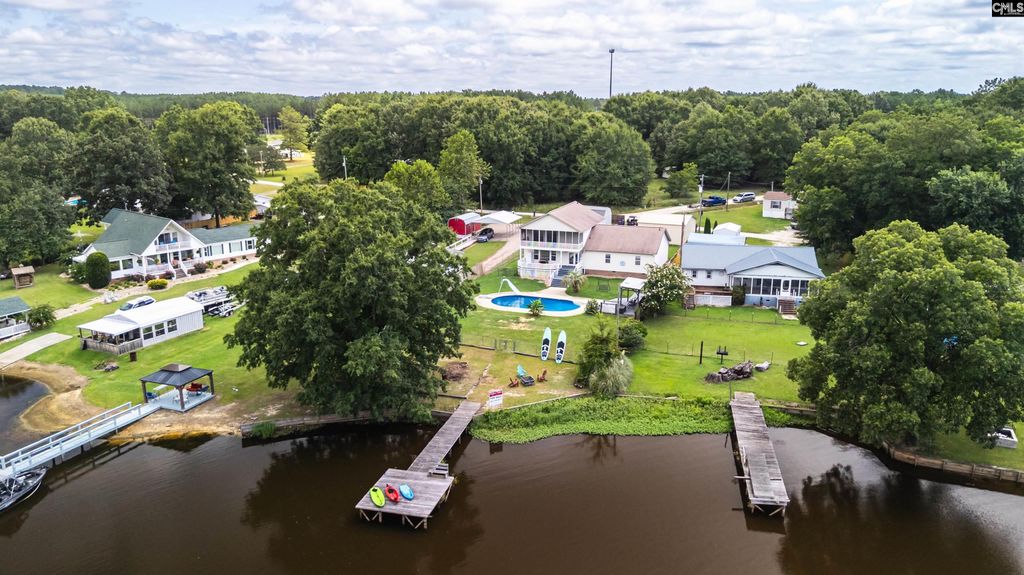 1031 Natures Cove Road, Saluda, SC 29138