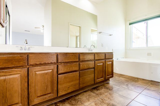 11508 ISLE ROYALE Road SE, Albuquerque, NM 87123