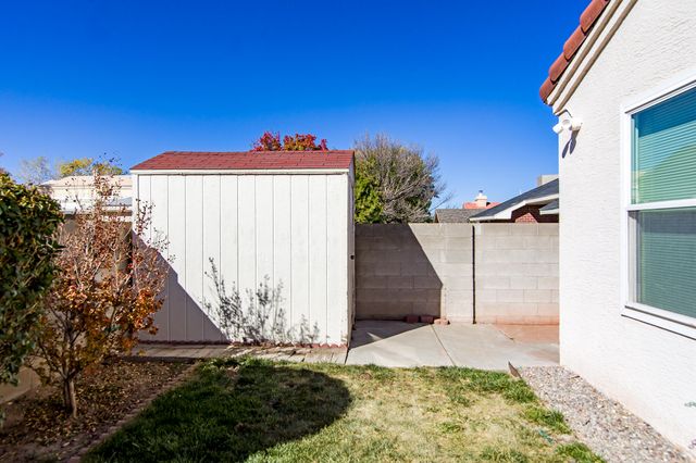 11508 ISLE ROYALE Road SE, Albuquerque, NM 87123