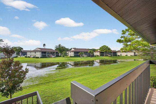 6485 Chasewood Drive G, Jupiter, FL 33458