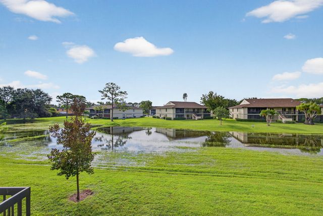 6485 Chasewood Drive G, Jupiter, FL 33458