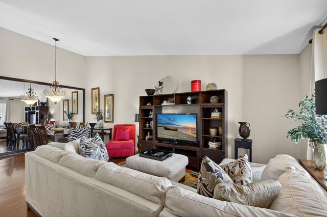 6485 Chasewood Drive G, Jupiter, FL 33458