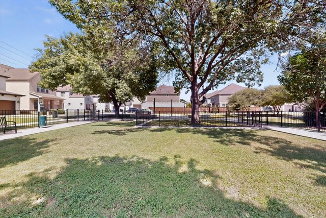3432 Rosebud Park Lane, Dallas, TX 75229
