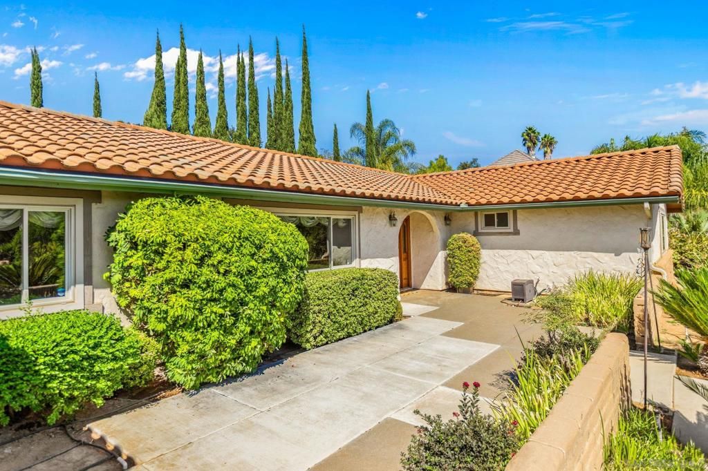 1643 Citrus Hills Lane, Escondido, CA 92027 — photo 4