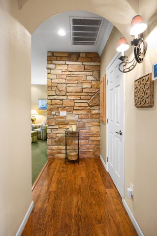 2418 S Stover Street, Visalia, CA 93292