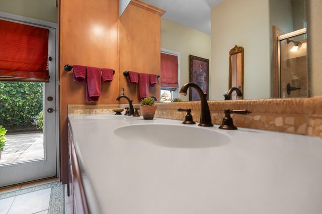 2418 S Stover Street, Visalia, CA 93292