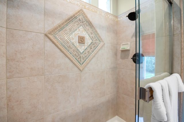 2418 S Stover Street, Visalia, CA 93292