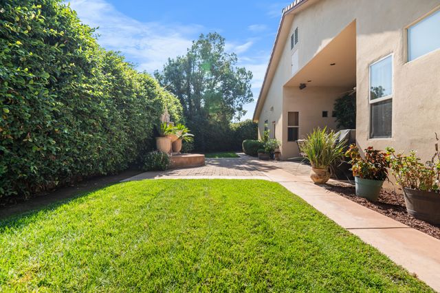 2418 S Stover Street, Visalia, CA 93292