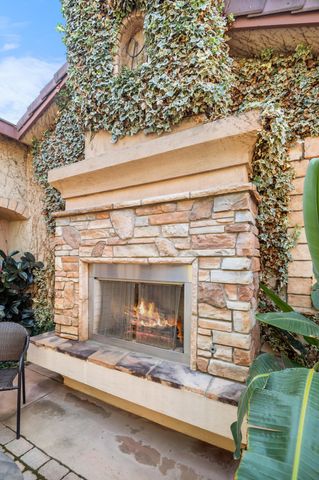 2418 S Stover Street, Visalia, CA 93292