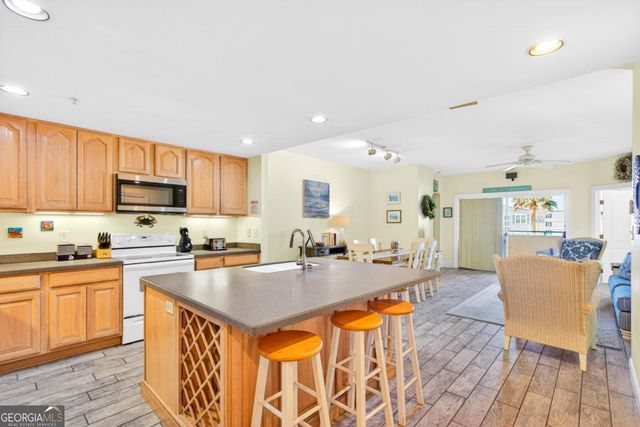 214 Butler Avenue 205, Tybee Island, GA 31328