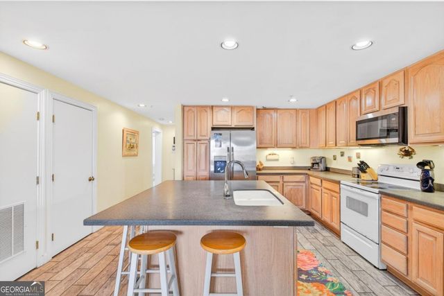 214 Butler Avenue 205, Tybee Island, GA 31328