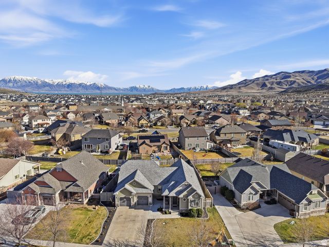 8494 N TURNBERRY RD, Eagle Mountain, UT 84005