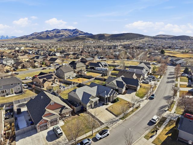 8494 N TURNBERRY RD, Eagle Mountain, UT 84005