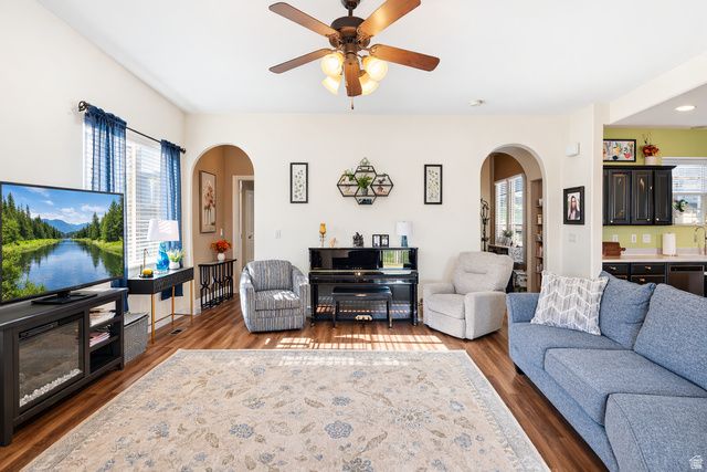 8494 N TURNBERRY RD, Eagle Mountain, UT 84005