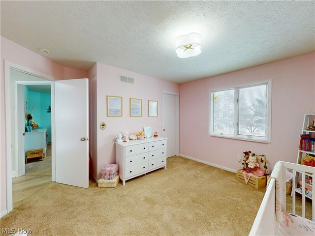 608 Dewitt Drive, Highland Heights, OH 44143