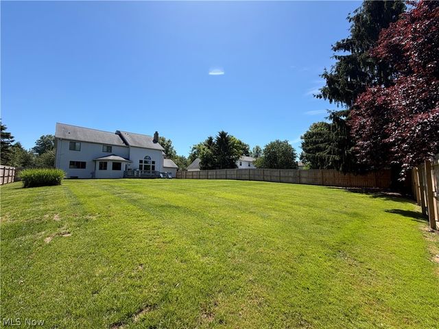 608 Dewitt Drive, Highland Heights, OH 44143