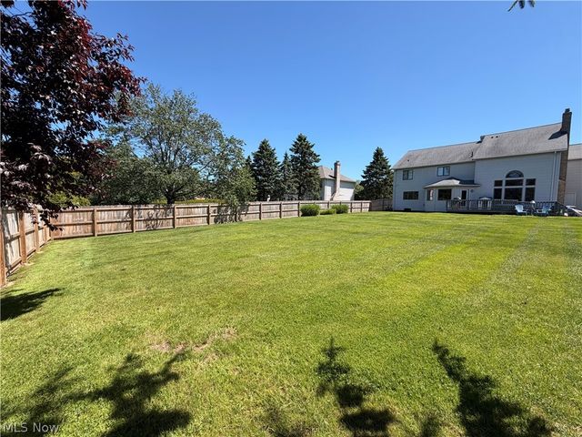 608 Dewitt Drive, Highland Heights, OH 44143