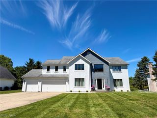608 Dewitt Drive, Highland Heights, OH 44143