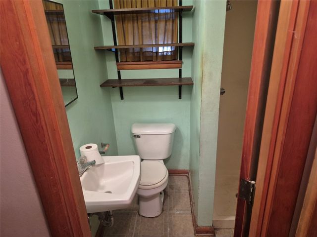 621 S 9th Street, Yukon, OK 73099