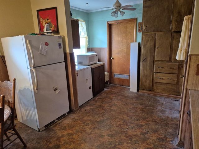 621 S 9th Street, Yukon, OK 73099