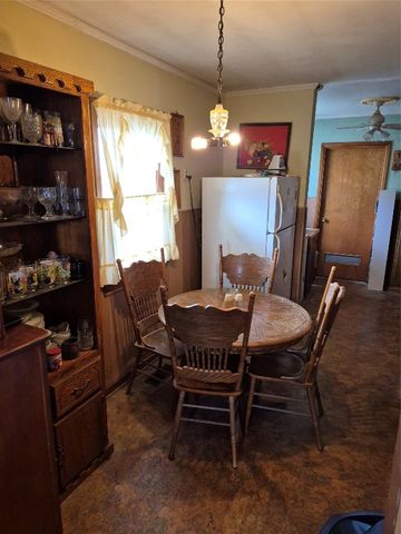 621 S 9th Street, Yukon, OK 73099