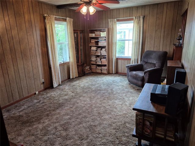 621 S 9th Street, Yukon, OK 73099