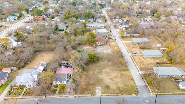 1904 Gibbons Street, Greenville, TX 75401