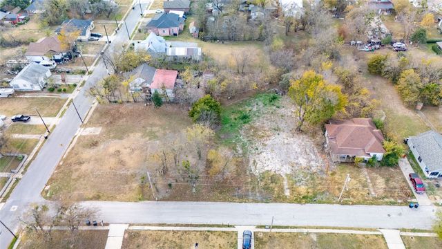 1904 Gibbons Street, Greenville, TX 75401