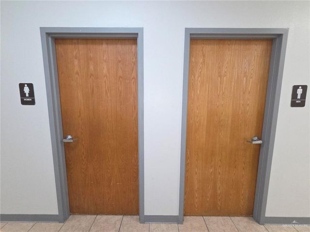 1352 E 1st Street B-3, Mission, TX 78572