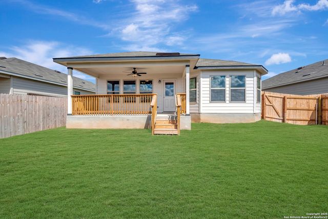 1113 Limestone Ridge, Seguin, TX 78155