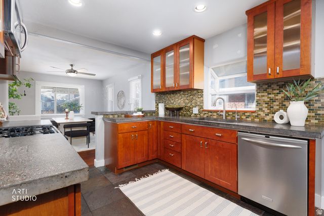 567 E REDONDO AVE, Salt Lake City, UT 84105