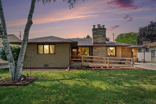 3 Northmoor Road, Saginaw, MI 48602