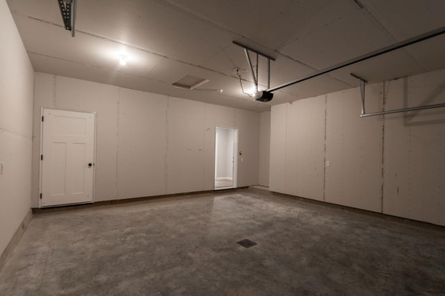 4170 Arthur Drive S, Fargo, ND 58104