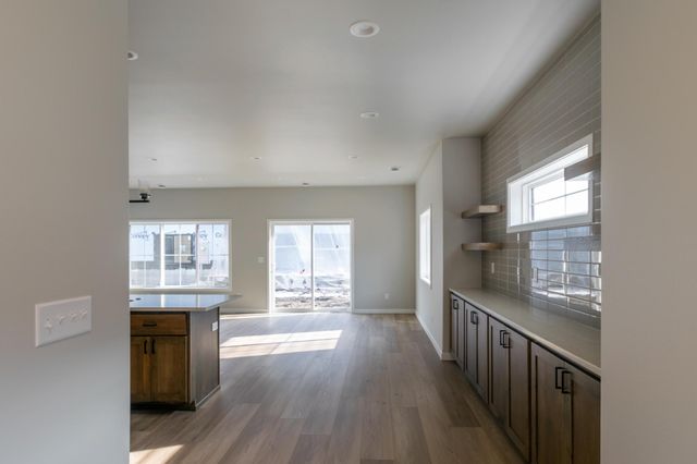 4170 Arthur Drive S, Fargo, ND 58104