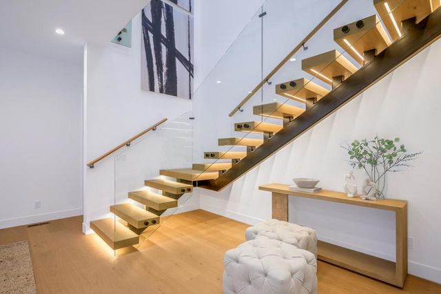 601 Joandra Court, Los Altos, CA 94024