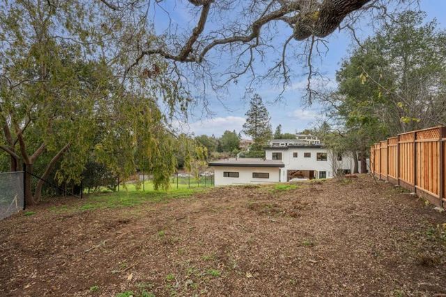 601 Joandra Court, Los Altos, CA 94024