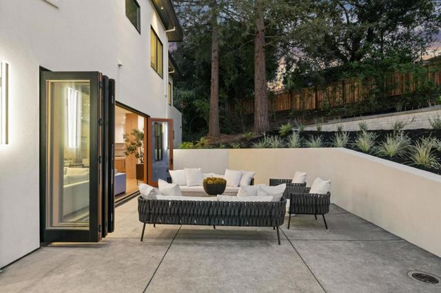 601 Joandra Court, Los Altos, CA 94024