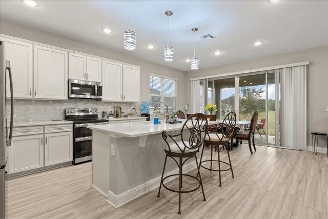 31707 BROADWATER AVENUE, Leesburg, FL 34748