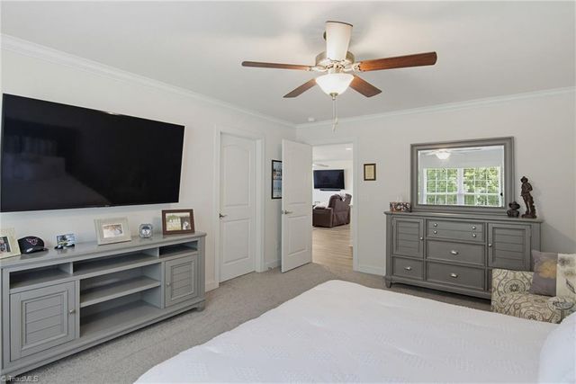 5009 Labella Court, Kernersville, NC 27284
