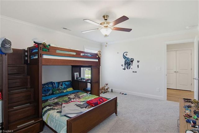 5009 Labella Court, Kernersville, NC 27284