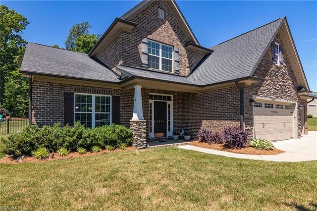 5009 Labella Court, Kernersville, NC 27284