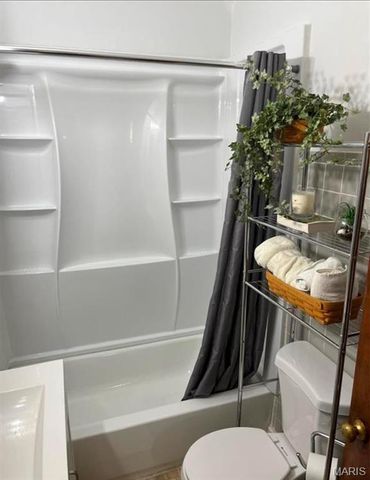 1648 Spruce Street, Granite City, IL 62040