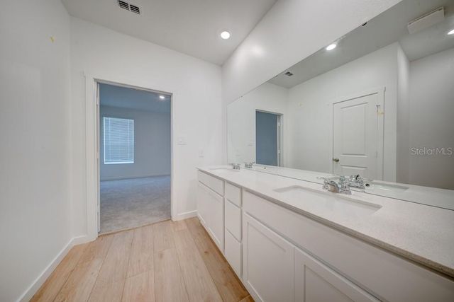 5126 FLAXLEAF ST, St Cloud, FL 34769