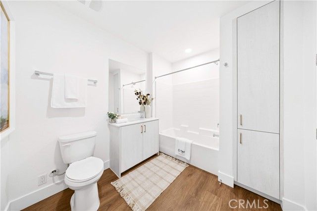 709 E Walnut Street 222, Pasadena, CA 91101