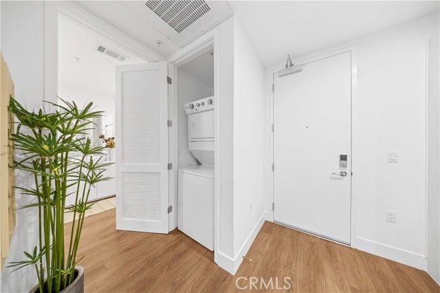 709 E Walnut Street 222, Pasadena, CA 91101