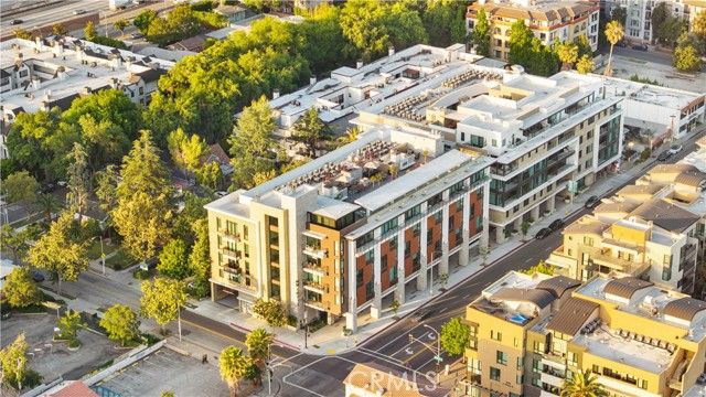 709 E Walnut Street 222, Pasadena, CA 91101